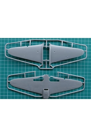 Modelsvit Msvıt4802 1/48 Ölçek, Yak-1 Sovyet Arktik Kayaklı Avcı Uçağı, Plastik Model Kiti-50696