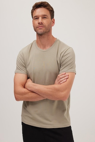 Tudors Erkek Slim Fit Dar Kesim Pamuklu Yumuşak Doku Likralı Esnek Kumaş Haki Bisiklet Yaka Tişört-36910 Haki