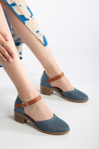 Analin Shoes Kadın Hakiki Deri Burnu Kapalı Delikli Sandalet Mavi