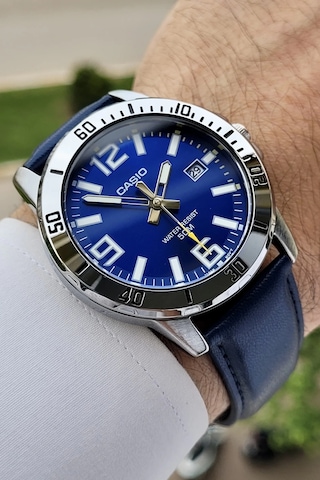 Casio Csgnct11 Erkek Kol Saati Gümüş