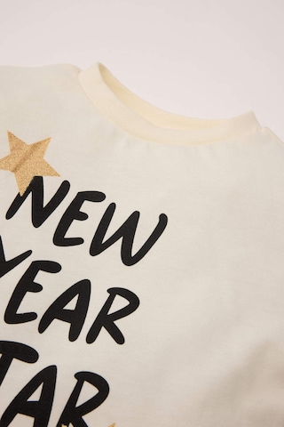 DeFacto Kız Bebek Bisiklet Yaka Yılbaşı Temalı Uzun Kollu Tişört D6231A524WNER233 Ekru