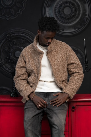 Oversize Crop Model Yan Cepli Astarlı Kırçıllı Mont Kahverengi