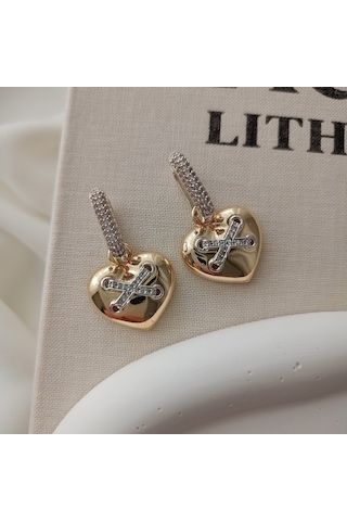 Lente Aksesuar Mix Renk Taşlı X Detaylı Kalp Küpe - Gold Gümüş Kaplama Işıltılı Kalp Küpe Çok Renkli