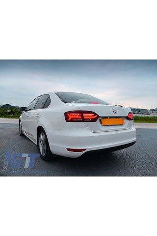 Volkswagen Jetta Mk6 Vı 2012-2014 Uyumlu Yedek Parça Dinamik Akan