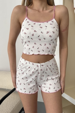 Giysa Kadın Askılı Kaplı Çiçek Desenli Şortlu Pijama Takımı Beyaz Pembe - 3403