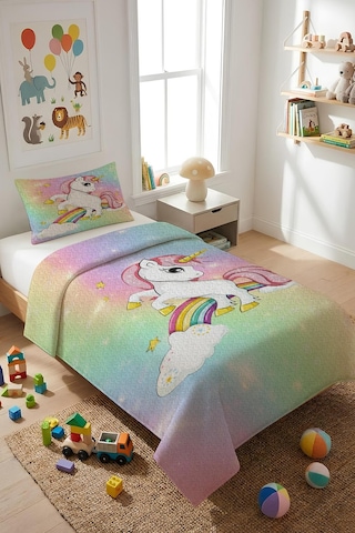 Unicorn Desenli Kadife Kumaş Çocuk Yatak Örtüsü Seti 2 Parça Tky0022 Çok Renkli