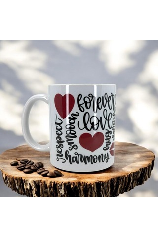 Aşk Dolu Renkli Kalp Ve Öpücük Baskılı Kupa - Romantik Ve Özel Tasarım Beyaz