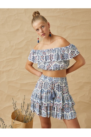 Koton Etnik Desenli Fırfırlı Omzu Açık Crop Bluz Mavi Desenli 2sak60207ew 2SAK60207EW03V