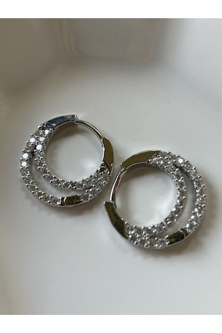 Gümüş Rengi Kristal Taşlı Kadın Çelik Halka Küpe