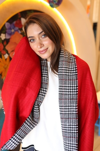 Çift Taraflı Kazayağı Desenli Atkı Omuz Şalı 70x185 CM 1212 Kırmızı