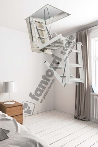 Aytürk Fantozzi Acı4 Menşei Italya 70x100 4 Katlanır Metal Çatı Merdivenleri H:300cm 300 Cm'ye Kadar