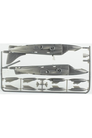 Mistercraft D101 1/72 Harrier Frs.1 50. Yıl 800 Nas Savaş Uçağı Plastik Model Kiti-56308