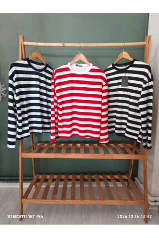 Trendall Kırmızı Çizgili Beyaz Renk Basic Uzun Kollu Tshirt