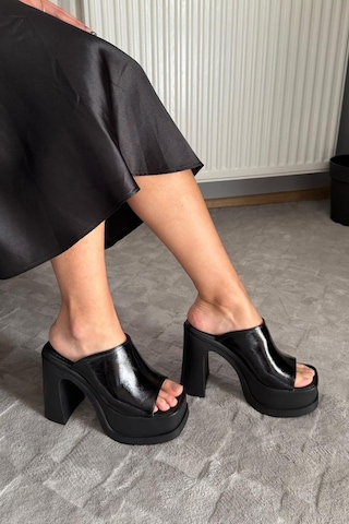 Preshley Kadın Marci Siyah Krışıkrugan Geniş Bantlı 12 Cm Platform Topuklu Terlik 1001 Siyah