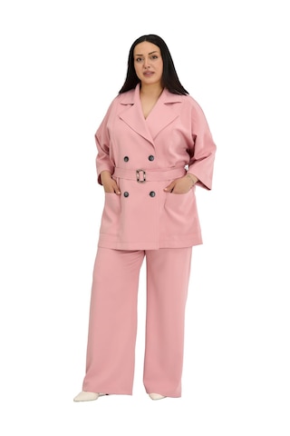 Disentis Büyük Beden Truvakar Kollu Ceket Bol Paça Pantolon Pudra İkili Takım