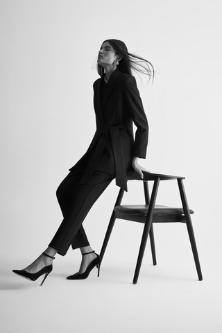 Mizalle Tek Pile Siyah Krep Klasik Pantolon Siyah