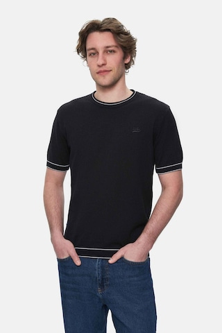 Fared Siyah Bisiklet Yaka Triko Nakışlı Standard Fit Erkek Tshirt SIYAH