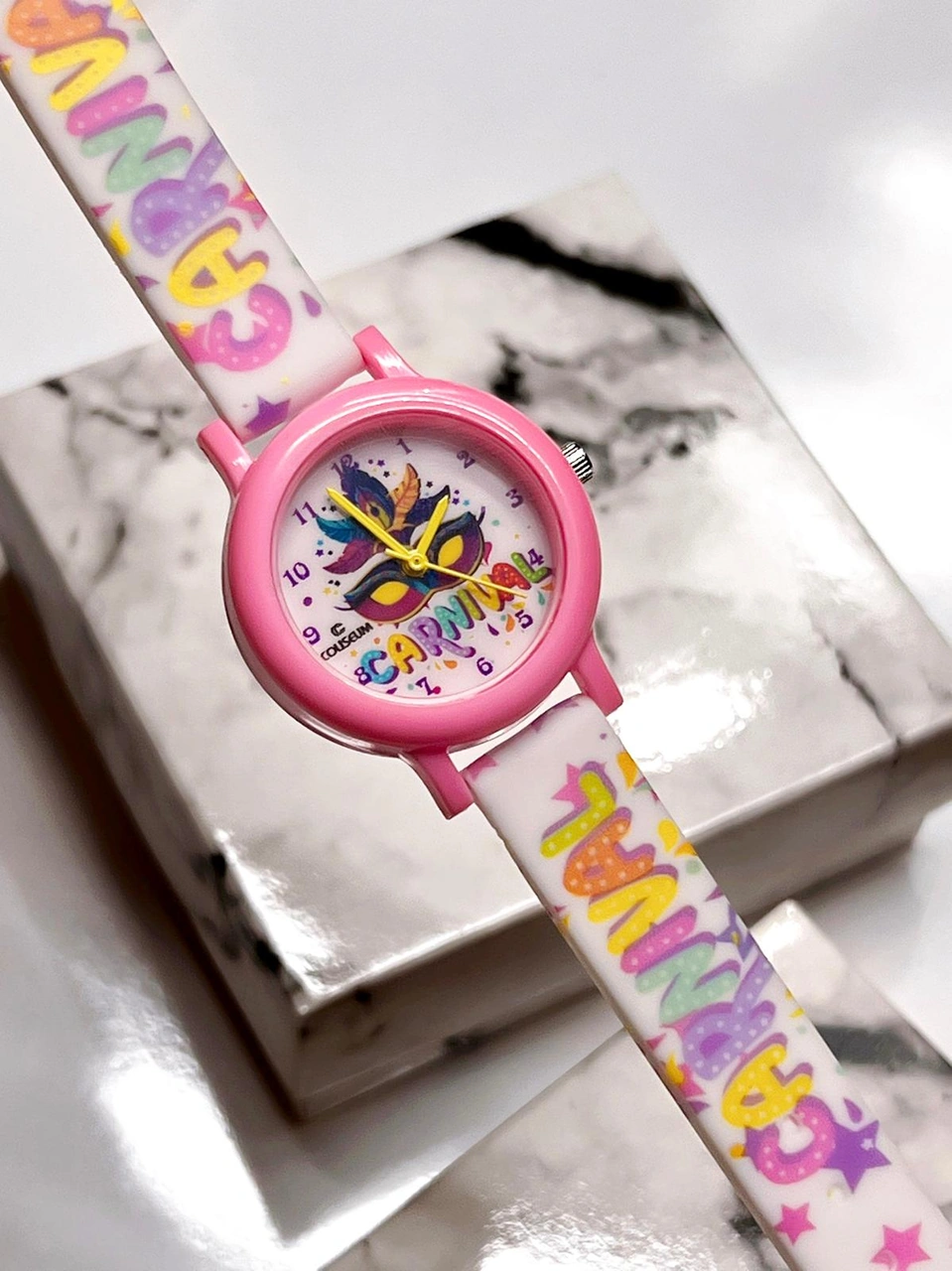 Coliseum Renkli Ve Figürlü Özel Kutulu Çocuk Kol Saati Ft.cls.ck07 Çok Renkli