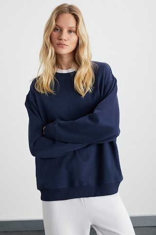 Karıus  Kadın Organik Pamuklu Içi Polarlı Oversize Yuvarlak Yakalı Lacivert Sweatshirt