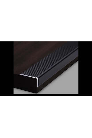 L Model Metal Merdiven Basamak Profili Çıtası Köşebent Bitim Profil Siyah 4cm 2cm 2.7m -