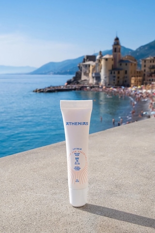 Athenias Lip Balm Anti Chap 15 gr Spf15 Organik Çilek Aromalı Dudak Bakımı Çatlak Karşıtı