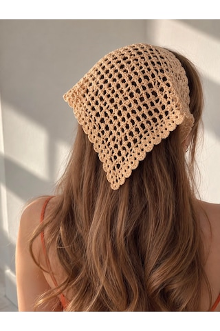 Algebutik Krem Tığ İşi Üçgen Bandana