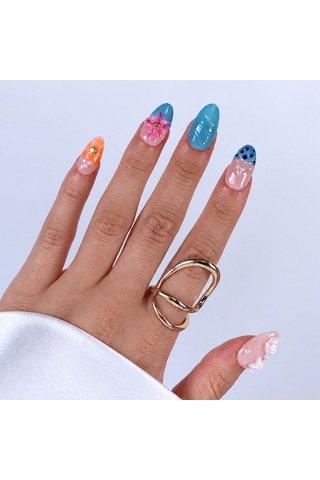Renkli Nail Art Kısa Badem 15'li Tekrar Kullanılabilir El Yapımı Protez Takma Tırnak Kkbd-3504 M
