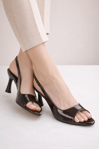 Modaonn Kadın Şık Sivri Burun Slingback Topuklu Ayakkabı Kahverengi Rugan