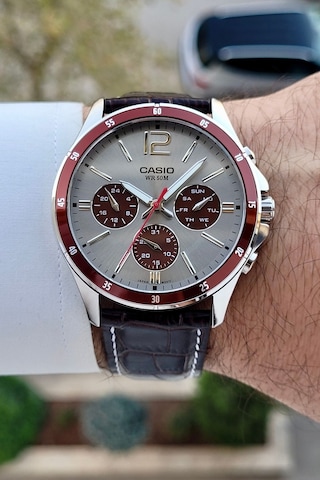 Casio Csıste185 Erkek Kol Saati