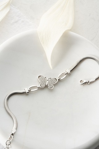 Nereze 925 Ayar Gümüş Balık Sırtı Model Zincirli Kelebek Bileklik