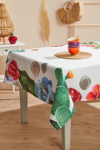 Kaktüs Desen Kare Leke Tutmaz Masa Örtüsü