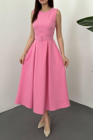 Duygudan Pembe Halter Yaka Kloş Elbise - Pembe Çok Renkli