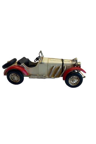 Beyaz Roadstar Model Araba