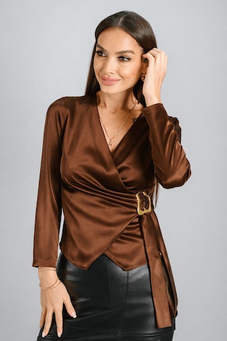 Sweetness Kadın Açık Kahverengi Likralı Saten Kruvaze Model Metal Aksesuarlı Uzun Kol Abiye Bluz Açık Kahverengi