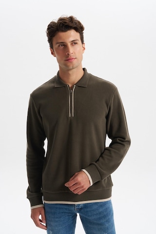 AR-MA Arma Erkek Selanik Kumaş Polo Yaka Yarım Fermuarlı Regular Fit Sweatshirt Kazak K30554697902 Haki
