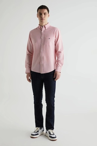 Gant Erkek Pembe Regular Fit Klasik Yaka Çizgili Gömlek Pembe