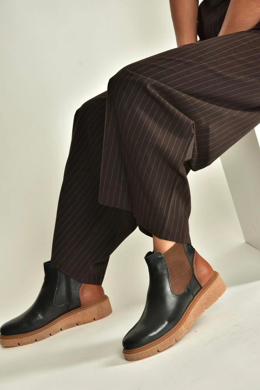Fox Shoes V555115103 Siyah Hakiki Deri Kalın Tabanlı Kadın Bot Siyah-hakiki Deri
