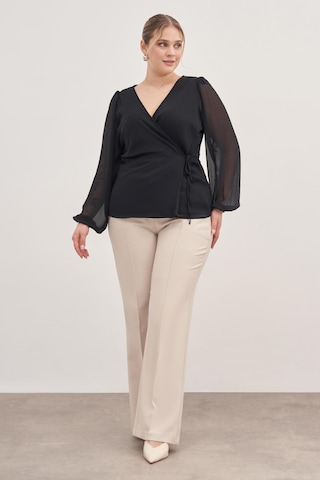 Astarlı Bağlama Detaylı Şifon Bluz-1760 Siyah