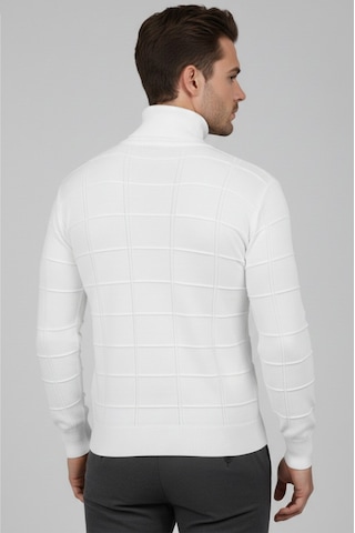 Deepsea Erkek Beyaz Kare Desenli Balıkçı Yaka Slim Fit Boğazlı Triko Kazak 2505493 Beyaz