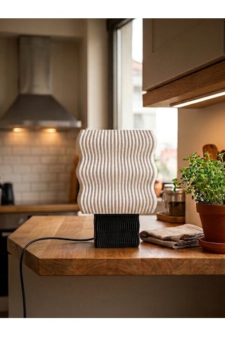 Designobee Ritim - Modern Abajur Masa Lambası Ambiyans Lambası, Dekoratif Aydınlatma Beyaz - Siyah