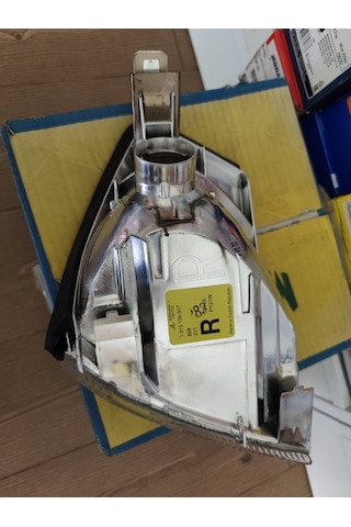 Mercedes R129 Sinyal Sağ Marelli 711315106917 A1298261043 Sinyal