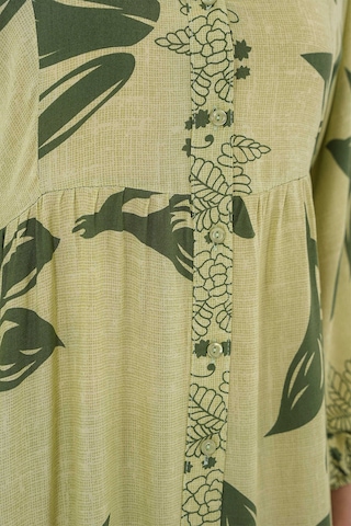 Gabria Ön Düğmeli Desenli Viskon Elbise Fıstık Yeşili