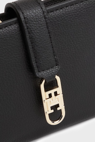 Tommy Hilfiger Logolu Çıtçıtlı Ve Fermuarlı Cüzdan Kadın Cüzdan Aw0aw18934 Bds Siyah SİYAH