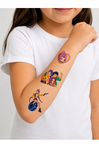 16 Adet Kpop Geçici Dövme Sticker Seti Renkli Karakter Çocuk Hediyesi