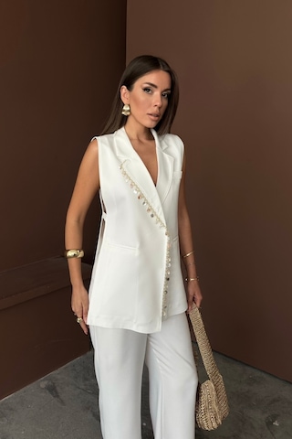 Yaka Midye Kabuğu Sıralı Yelek - Pantolontakım Keten Kumaş - Beyaz Beyaz