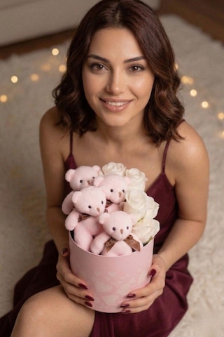Premium Peluş Ayıcık & Özel Kumaş Beyaz Gül Buketi Sevgiliye, Kıza, Arkadaşa Hediye