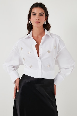 Lela Taş Detaylı Regular Fit Bayan Gömlek 611Go00417 Ekru