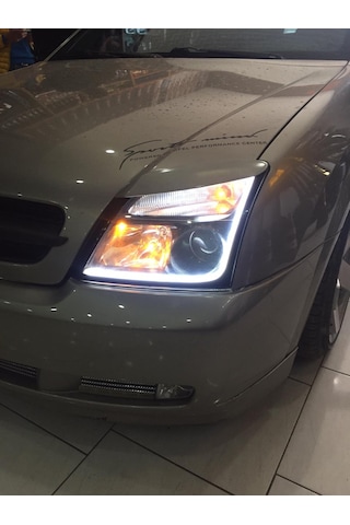 Opel Vectra C1 Far Kaşı Plastik