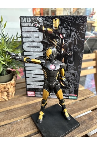 MARVEL-AVENGERS-IRON MAN ARTFX STATUE FIGURE 1/10