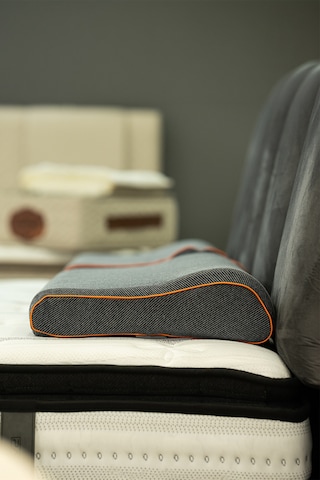 Junior Bedding Viskoelastik Ortopedik Yastık Ergonomik Çift Boyun Destekli Boyun Ve Omurga Destekleyici 40x60x10/12 Cm Siyah